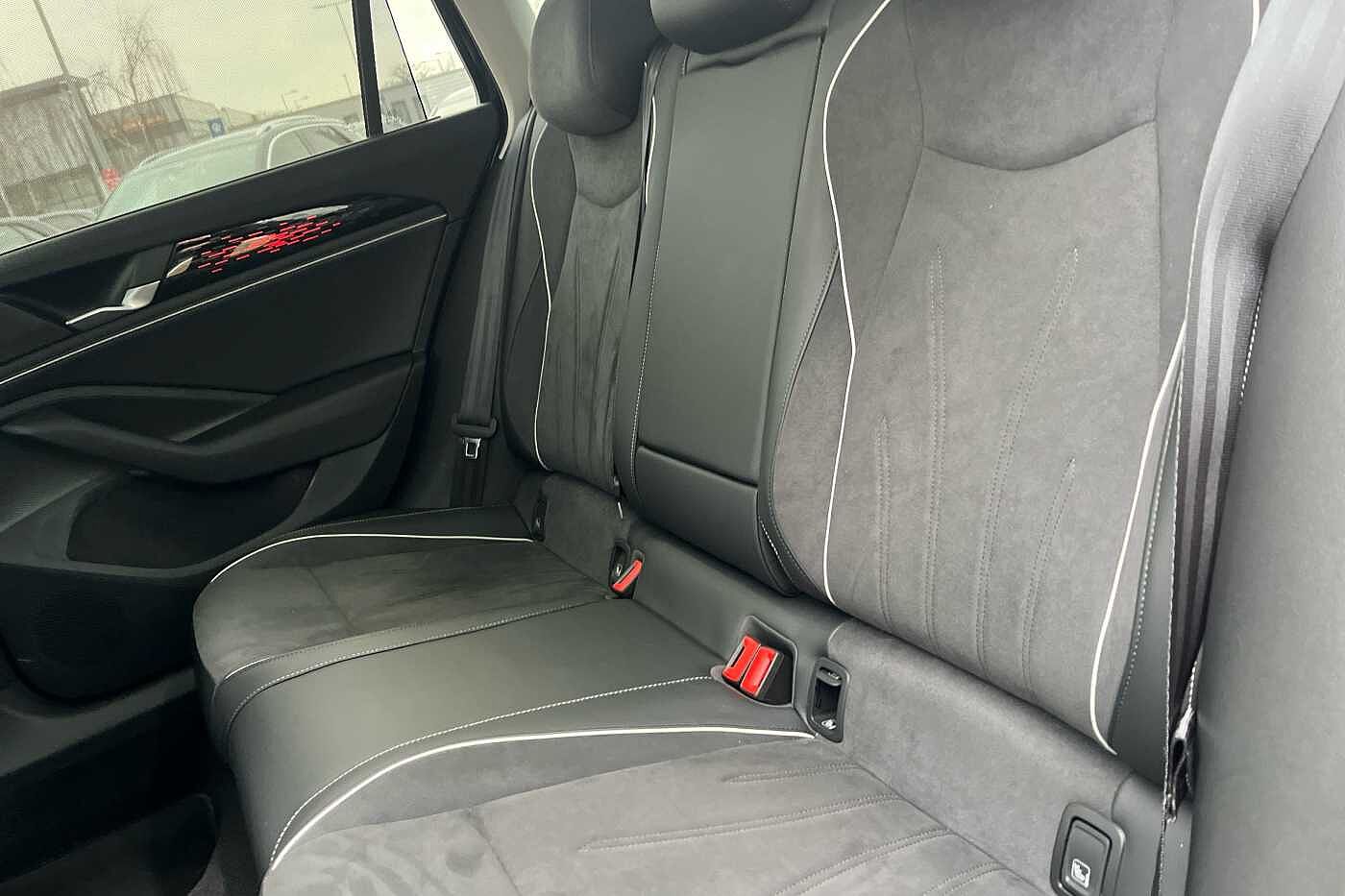Volkswagen Passat 1.5 TSI eHybrid 272 Elegance 5dr DSG