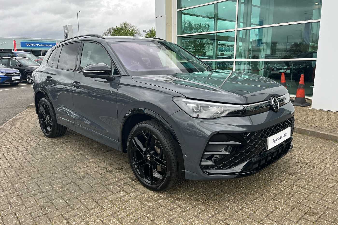 Volkswagen Tiguan 1.5 TSI 272 eHybrid R-Line 5dr DSG
