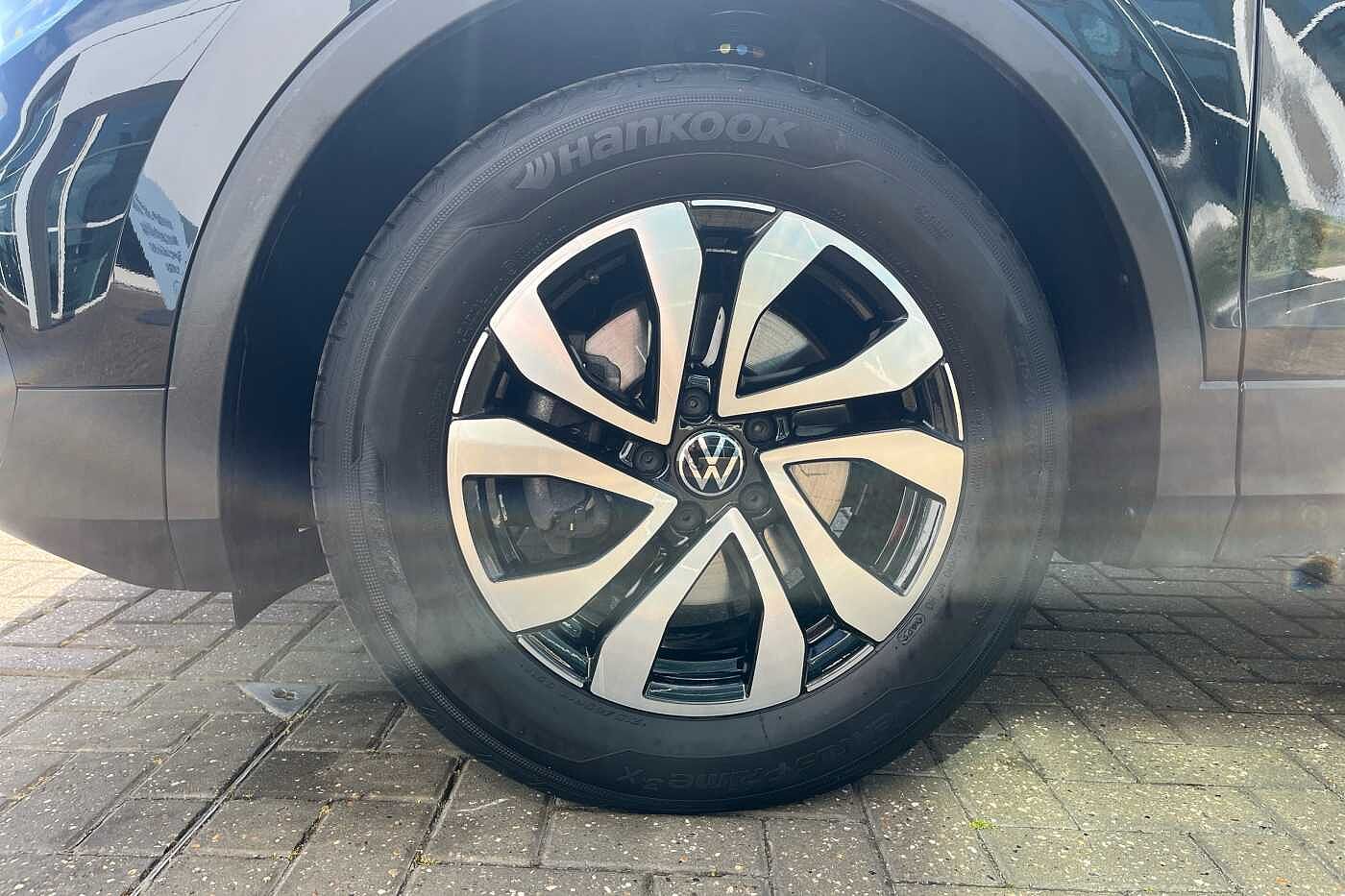 Volkswagen Tiguan 1.5 TSI (150ps) Active EVO Manual 5 door