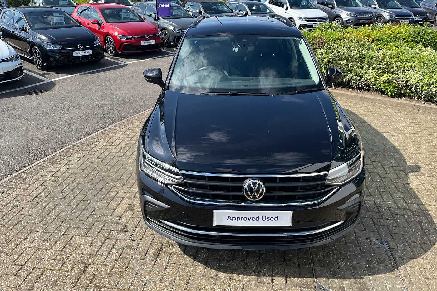 Volkswagen Tiguan 1.5 TSI (150ps) Active EVO Manual 5 door