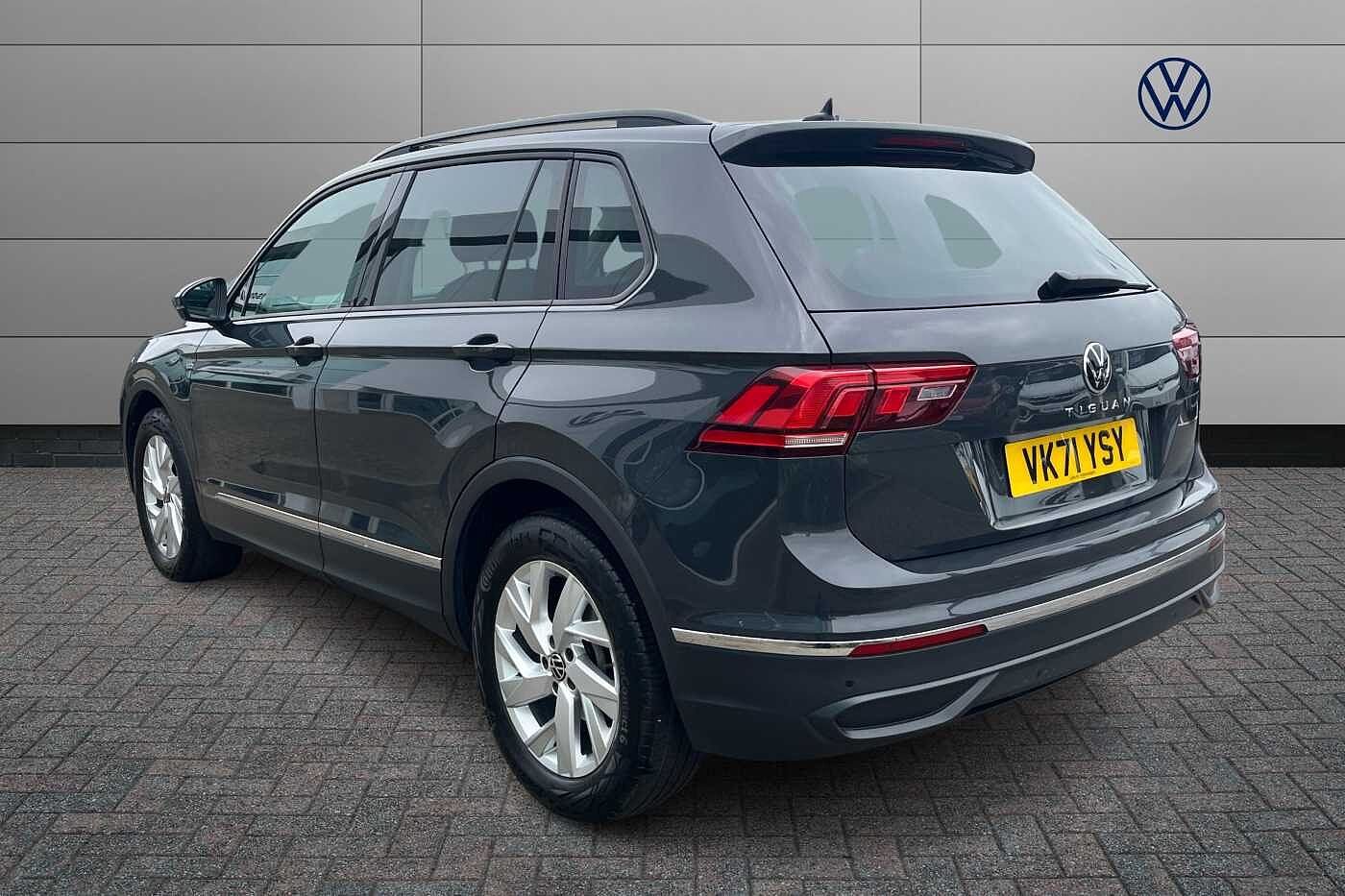 Volkswagen Tiguan 1.5 TSI (150ps) Life EVO DSG 5 door